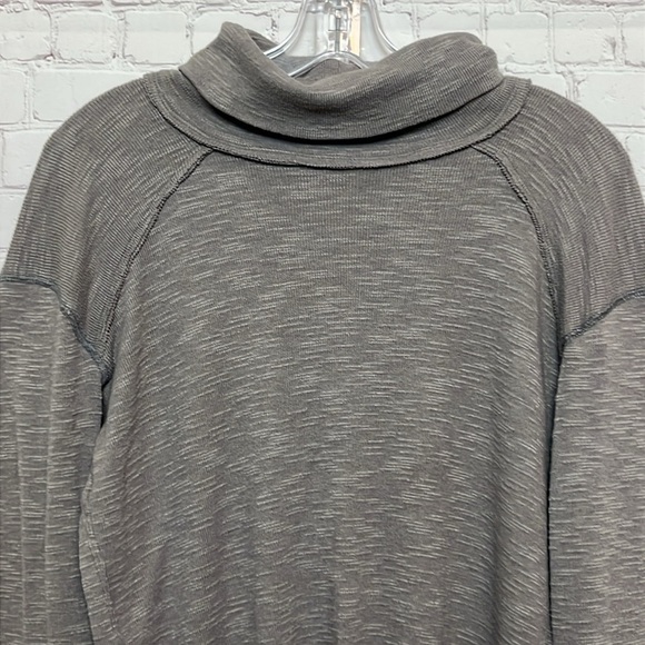 We the Free Split Back Turtleneck Top - Picture 3 of 12